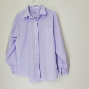 Foxcroft Lavendar Wrinkle Free Shirt, Size 18